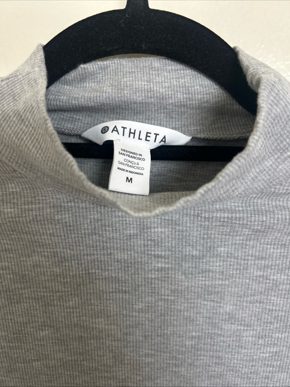 Athleta Light Heather Gray Long Sleeve Mock Neck Top - Picture 3 of 3
